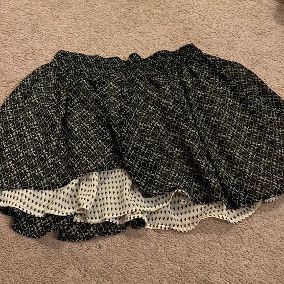 Converse layered skirt 10 - Picture 2 of 7